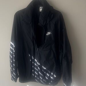 Nike Men's Black Windbreaker Jacket